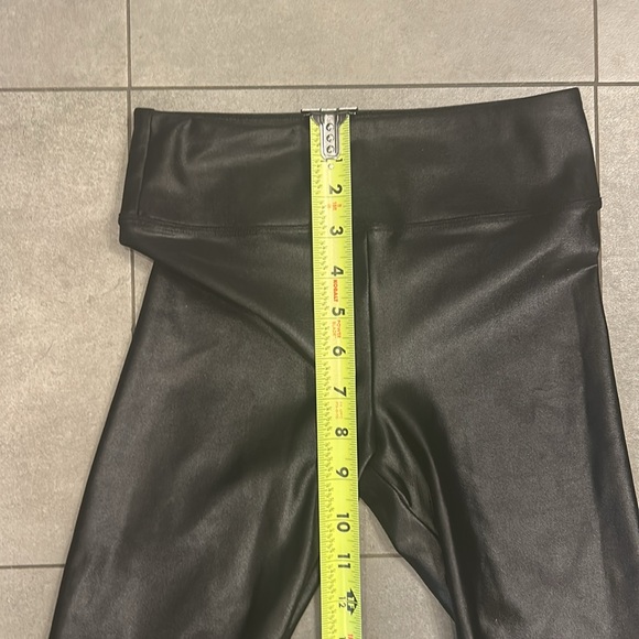 Koral Glossy Bike Shorts - Picture 6 of 9